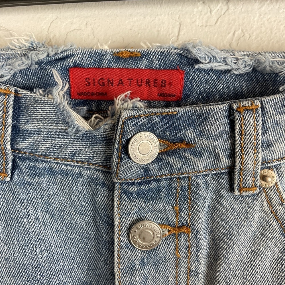 Signature8 Distressed Denim Jean Mini Skirt Button Fly Sz Medium - Picture 4 of 8
